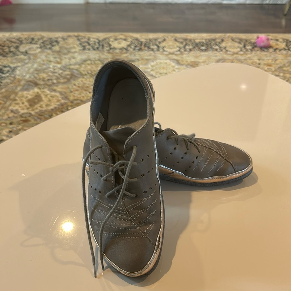 Naot leather lace up comfort shoe. Size 9.